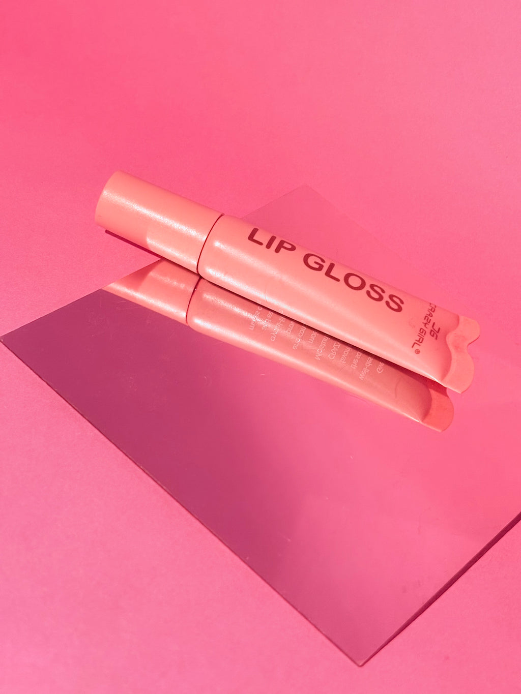 Mehroon Glossy Lip Gloss – High Shine, Non-Sticky & Hydrating Formula,